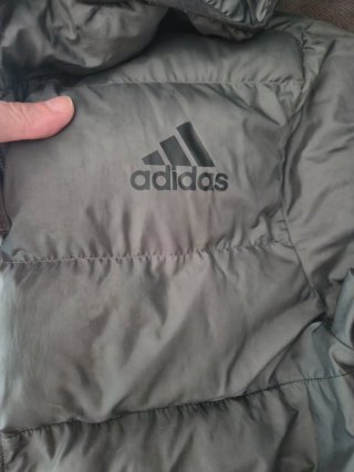 Chaqueta acolchada Adidas gris