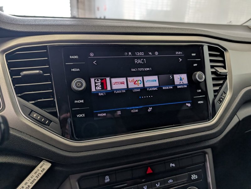 Volkswagen T-Roc 2022, foto 9