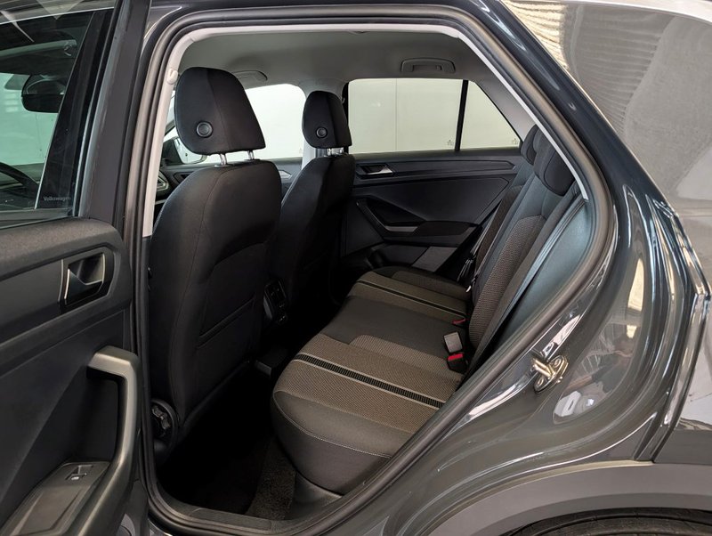 Volkswagen T-Roc 2022, foto 15