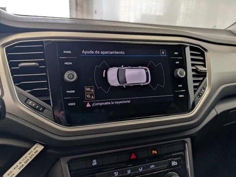 Volkswagen T-Roc 2022, foto 10