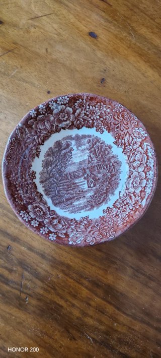 Coppetta ceramica decorata scena campestre