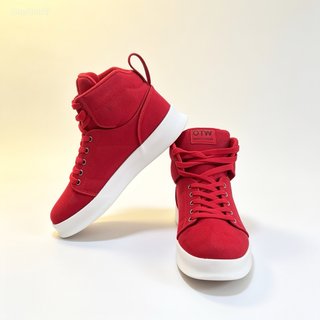 Zapatillas altas rojas