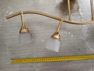 Lámpara de techo dorada tulipanes