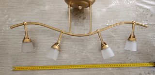 Lámpara de techo dorada tulipanes