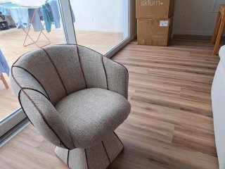 Silla giratoria Sklum con reposabrazos