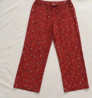 Pantalón estampado floral