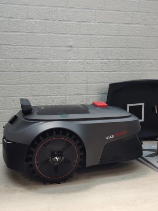 Robot cortacésped MOVA ViAX 500