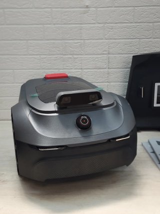 Robot cortacésped MOVA ViAX 500