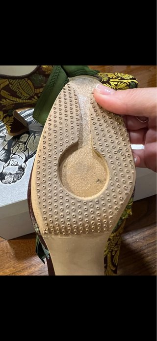 Traje de Fallera Talla 42-44 mas zapatos y cancán