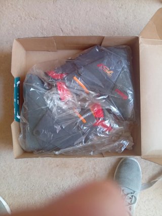 Conjunto de esquís Dynastar y Max