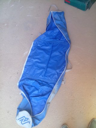 Conjunto de esquís Dynastar y Max