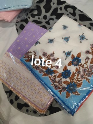 Lote Pañuelos Multicolores y Blancos