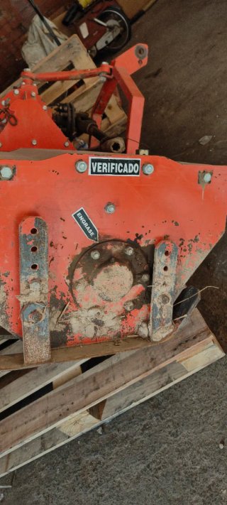 ROTOVATOR BELAFER FDR 180 CM de trabajo.