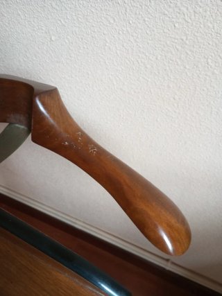 Galan de pie madera y metal