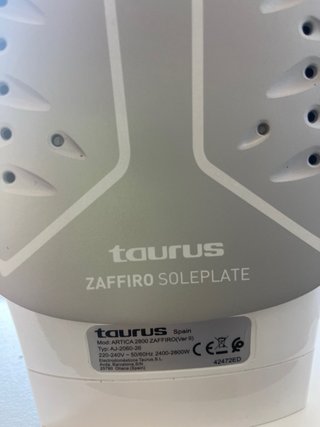 Plancha Taurus Artica 2800 Zafiro