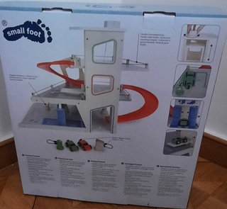 Parking Aparcamiento premium Small Foot. NUEVO