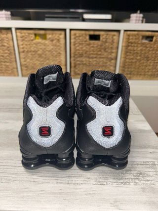 Nike Shox Talla 42 Negras
