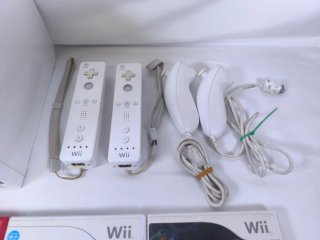 Consola Wii Blanca + 3 Juegos + Accesorios
