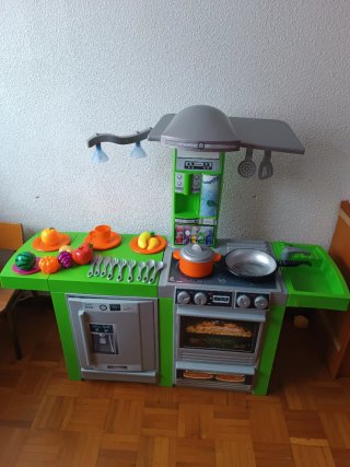 Cocina de juguete infantil