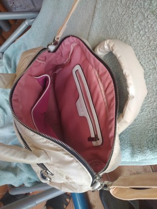 Bolso grande impermeable beige