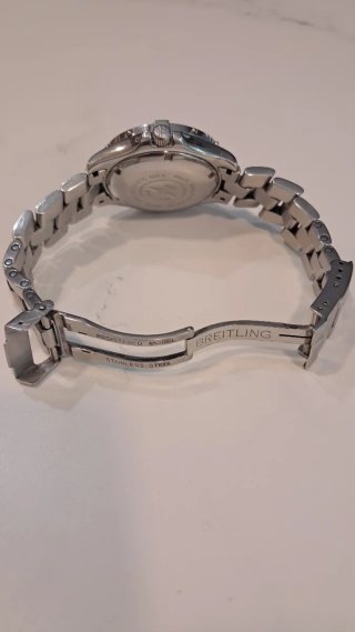 Reloj Breitling Colt 38mm Automático A17050