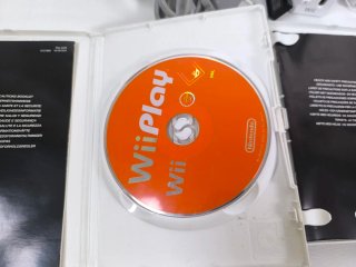 Consola Wii + 4 Juegos + Accesorios
