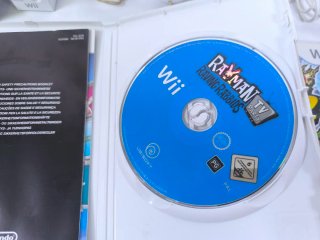 Consola Wii + 4 Juegos + Accesorios