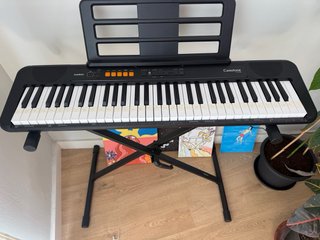 Teclado Casio CT- S100 con soporte y pie