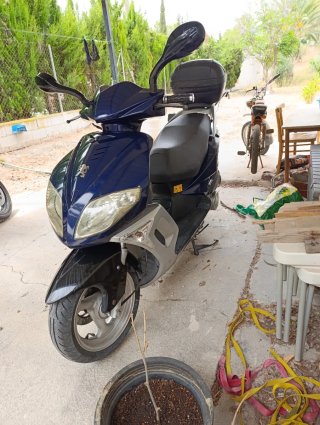 Peugeot Sum Up 125cc 2008