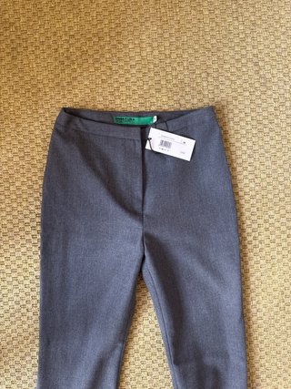 Pantalón Bimba y Lola gris talla 34
