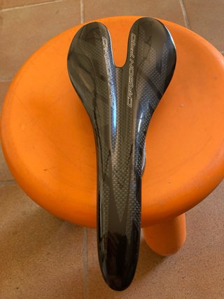 Sillín Carbon Pro 96g