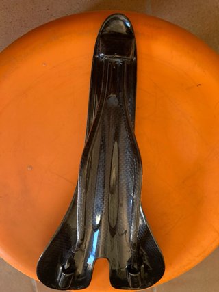 Sillín Carbon Pro 96g