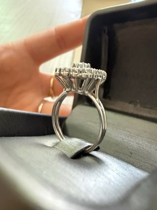 Anillo Vintage  Oro Blanco Diamantes