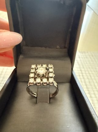 Anillo Vintage  Oro Blanco Diamantes