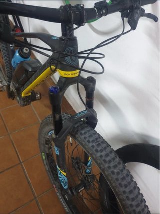 Se cambia por bici de carretera