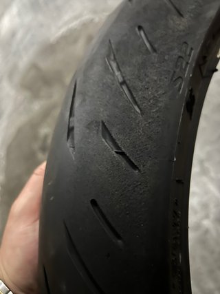 Bridgestone S22 Delantero
