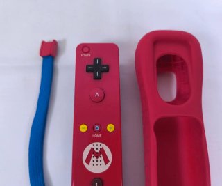 Mando Wii Edición Mario con Funda y Correa