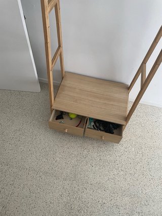 Perchero de madera estanteria