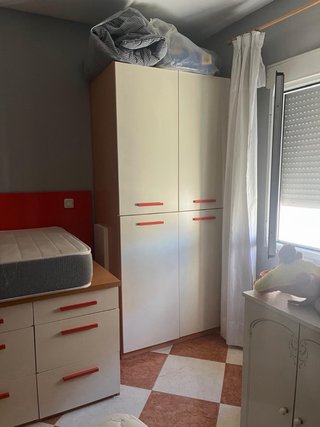 Cama con almacenaje y armario