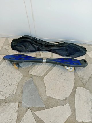 Monopatín de 2 ruedas con funda