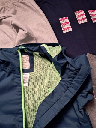 Lote Ropa Deportiva Niña