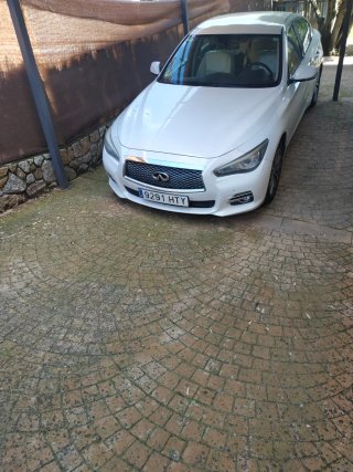 Infiniti Q50 2013