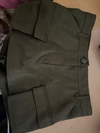 Falda pantalón verde militar