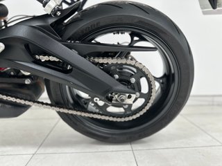 TRIUMPH STREET TRIPLE 765 R