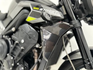 TRIUMPH STREET TRIPLE 765 R