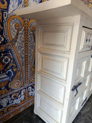 Recibidor Castellano pintado a la tiza.
