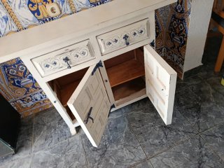 Recibidor Castellano pintado a la tiza.
