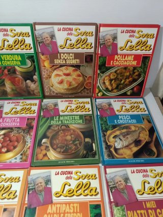 La cucina della Sora Lella 12 libri peruzzo vintag