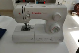 Máquina de coser Singer Talent.