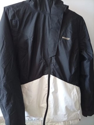 Chaqueta Invierno Wedze Negra y Blanca